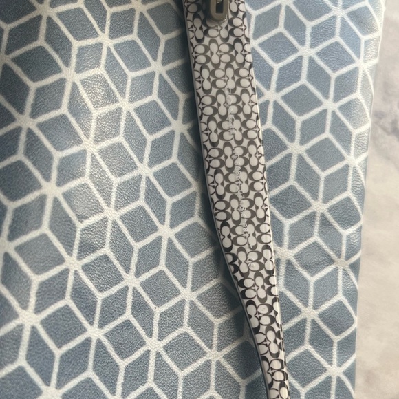 Coach Sienna Prescription Black Sunglasses with non-matching case - Picture 5 of 12